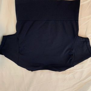 Aerie offline seamless top